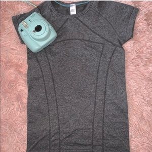gray ivivva short sleeve